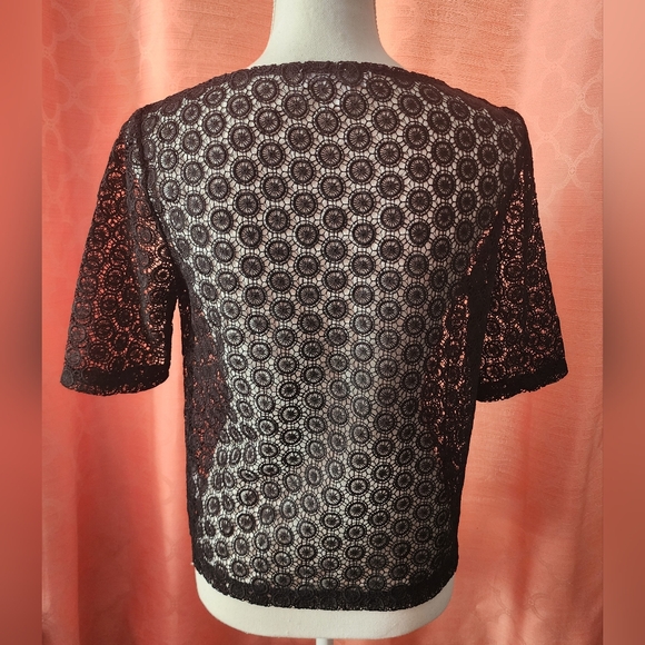 LIZ CLAIBORNE Woman Black Small Short Sleeve Cami Top      *no shirt inside** - Picture 3 of 8